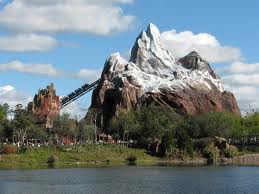 http://upload.wikimedia.org/wikipedia/commons/8/8b/Expedition_Everest.jpg